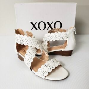 XOXO Amarissa White Crisscross Wedge Sandals Size 6.5 New